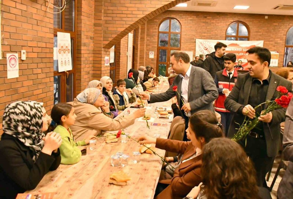 Besni’de 8 Mart Dünya Kadınlar Günü etkinliği yapıldı