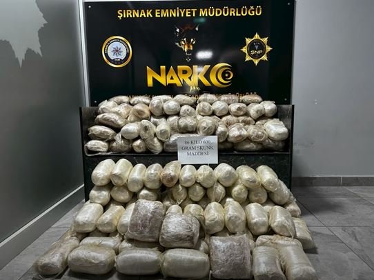 Şırnak'ta durdurulan araçta 86 kilo uyuşturucu ele geçirildi