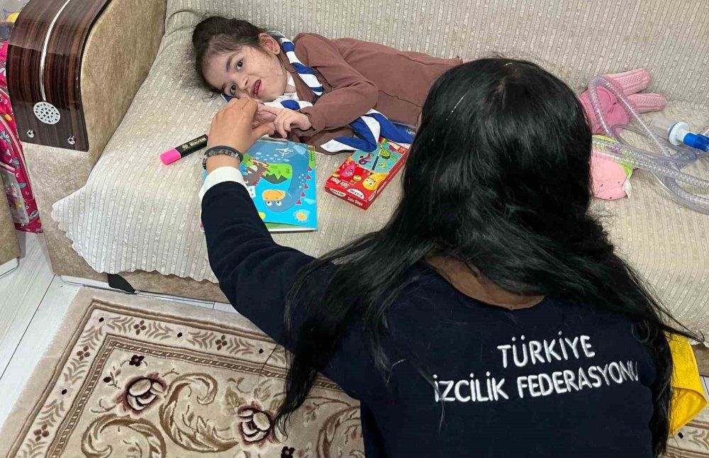 Erzurumlu izciler, Esmanur’a destek oldu