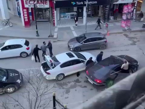 Adıyaman’da yol verme tartışması çıktı