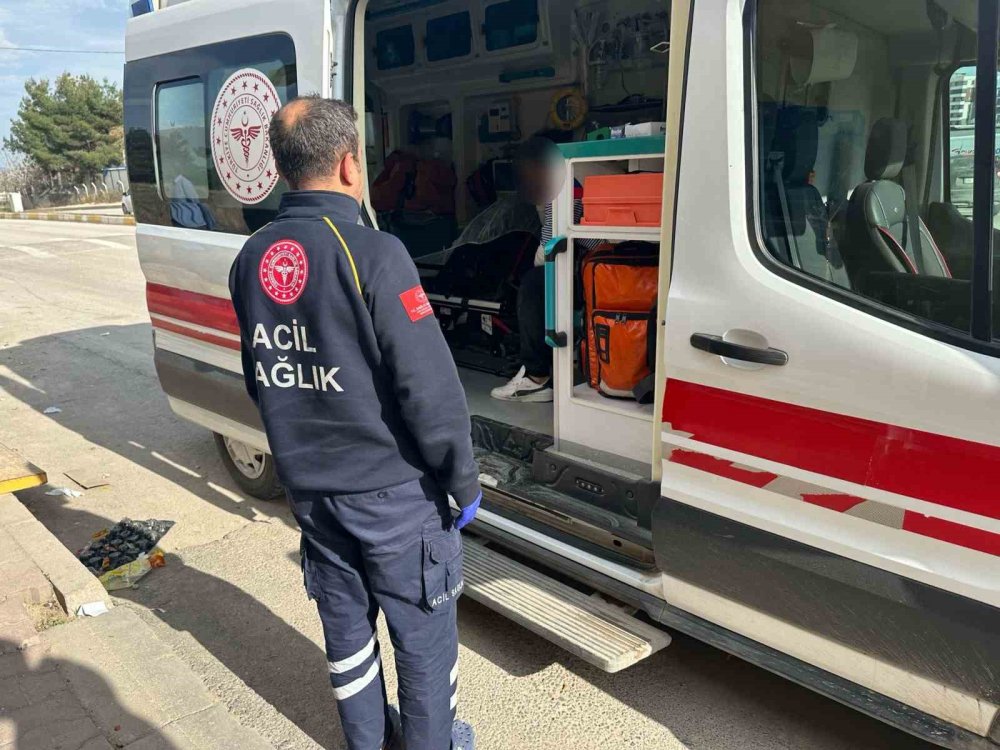 Adıyaman'da atlamak isterken yakınları tarafından yakalandı