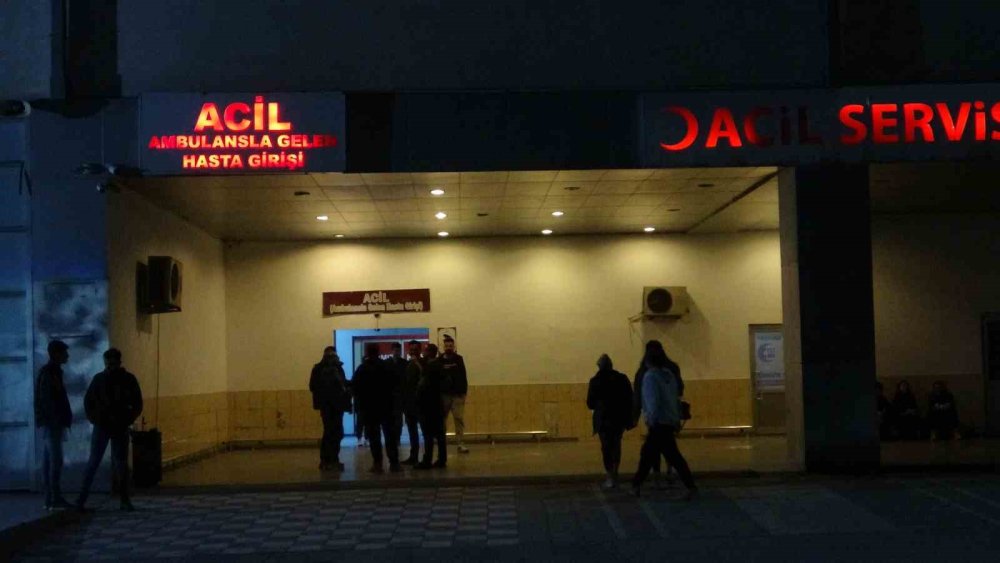 Malatya’da bıçaklı kavga: 2 kişi yaralandı