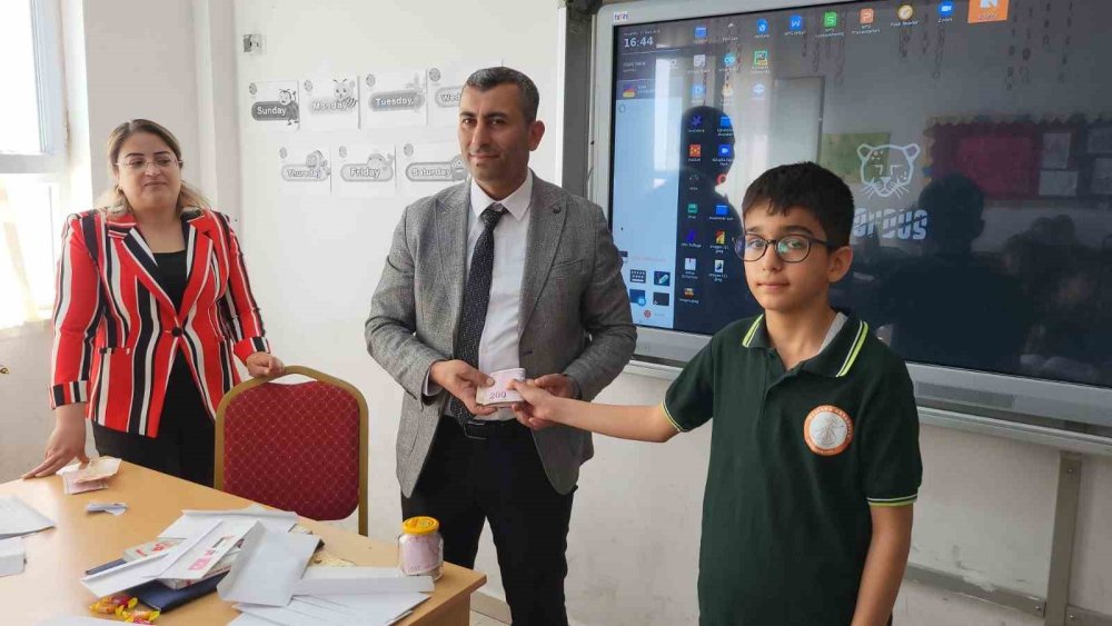 Adıyamanlı çocuklardan Filistin’e 8 milyonluk destek