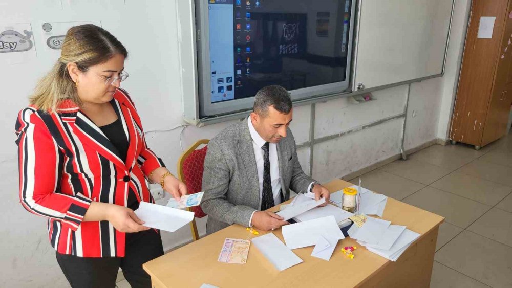 Adıyamanlı çocuklardan Filistin’e 8 milyonluk destek