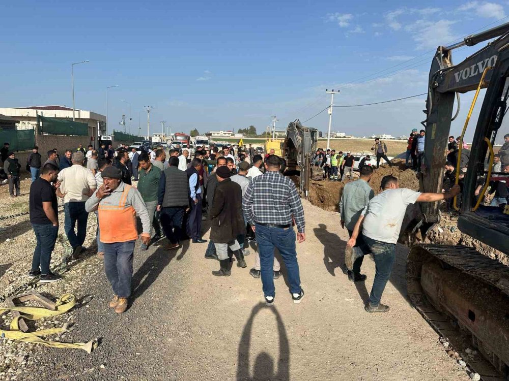 Şanlıurfa’da 4 işçi göçük altında kaldı