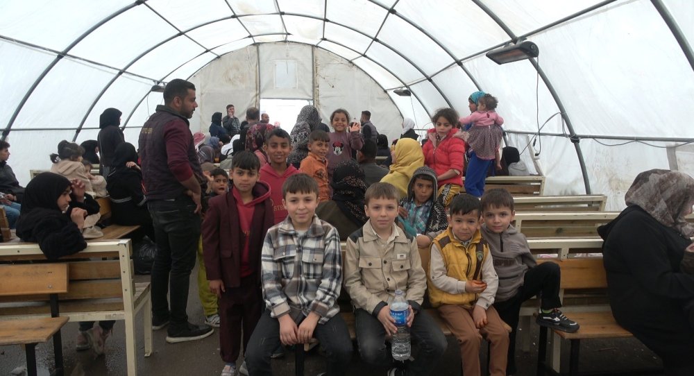 Suriyeliler bayram sonrası ülkelerine dönmeyi sürdürüyor