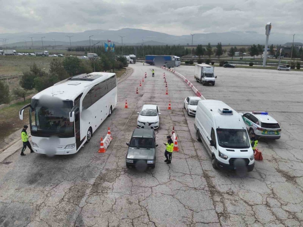 Antep'te dron destekli trafik denetiminde 23 sürücüye ceza