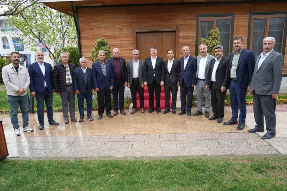 Başkan Tutdere’ye ziyaret trafiği