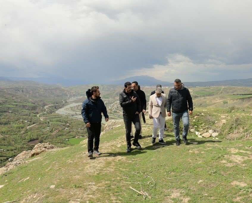 Palu Kalesinde yapılacak arkeolojik kazılarla Urartu’dan Osmanlı’ya uzanan tarih gün yüzüne çıkacak