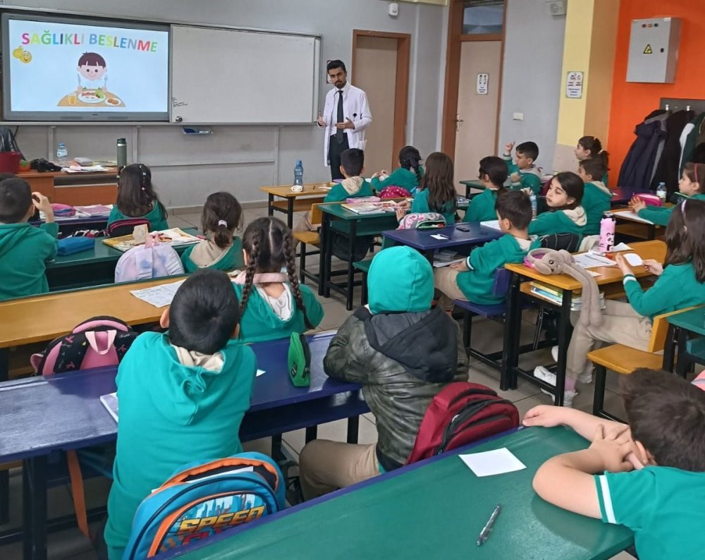 Erzincan'da öğrencilere sağlıklı beslenme eğitimi verildi