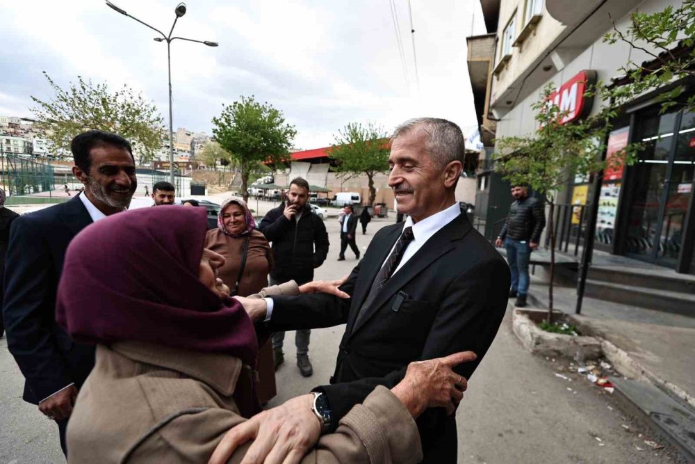 Tahmazoğlu'ndan semt pazarı esnafına ziyaret