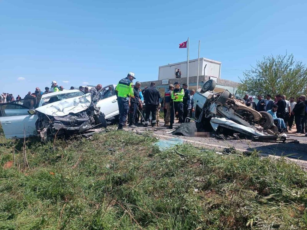 Urfa’da feci kaza: 3 ölü, 2 yaralı