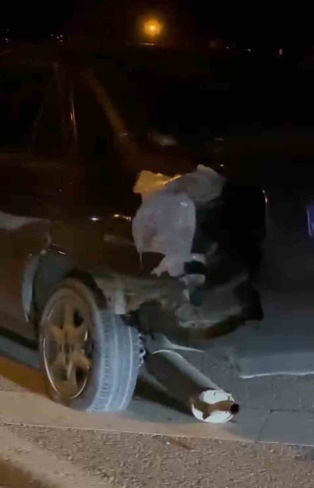 Van’da motosiklet ile otomobil çarpıştı: 1 kişi yaralandı