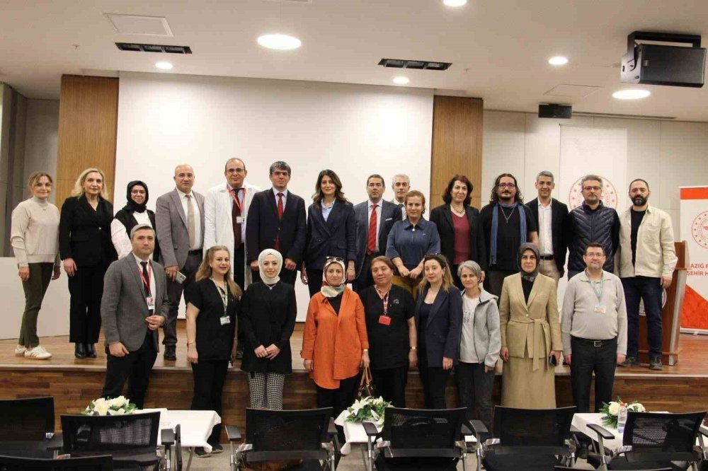 Elazığ’da 'beyin ölümü tanısı, donör bakımına yaklaşım ve güncel bilgiler’ sempozyumu düzenlendi