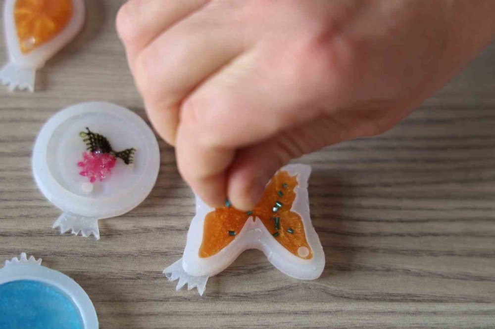 Elazığ'da kadınlar el sanatları kursunda hem sosyalleşiyor hem de öğreniyor