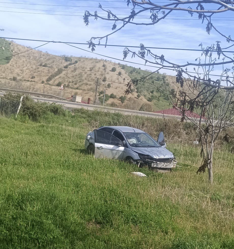 Otomobil takla attı: 1 kişi yaralandı