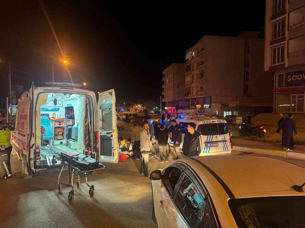 Yolun karşısına geçerken kamyonetin çarptığı yaya yaralandı