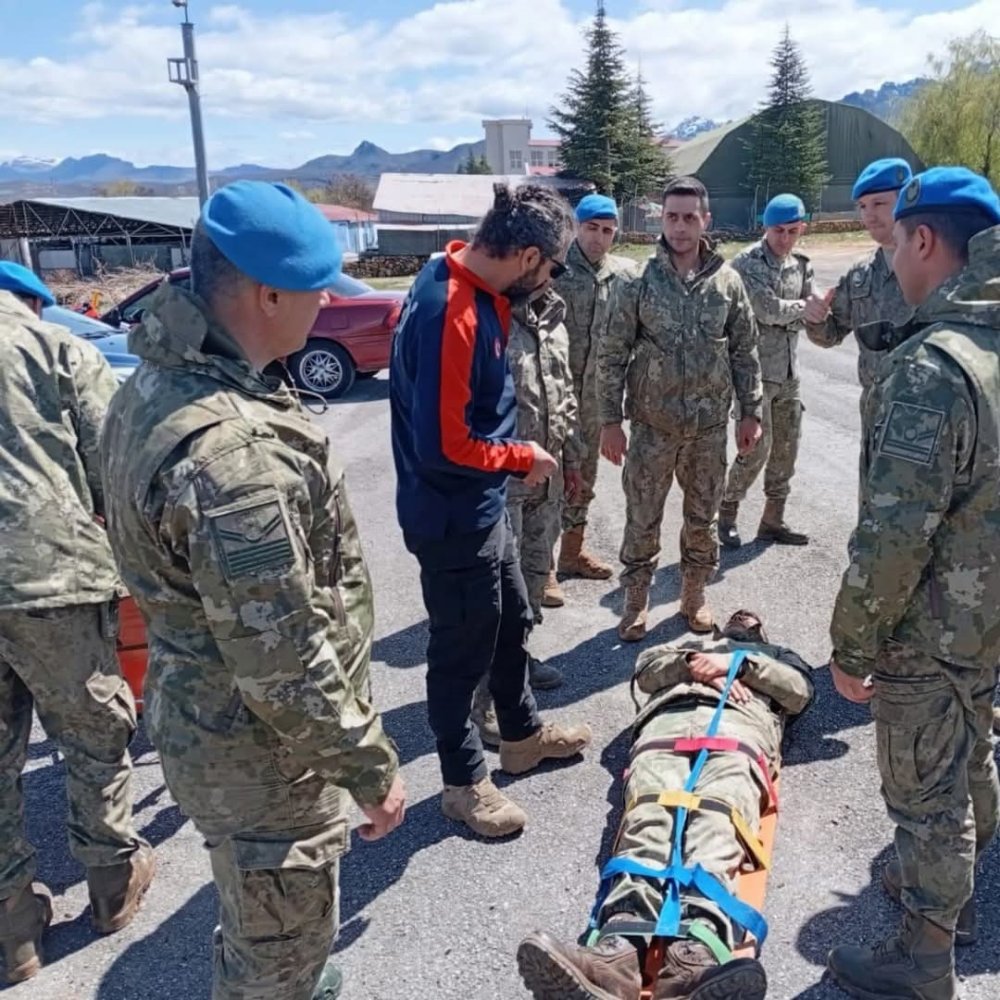 Dersim'de komando personeline arama kurtarma eğitimi