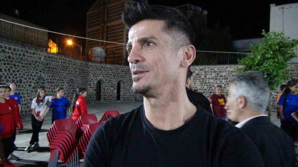 Galatasaray’ın efsaneleri Cizre’de gençlerle bir araya geldi