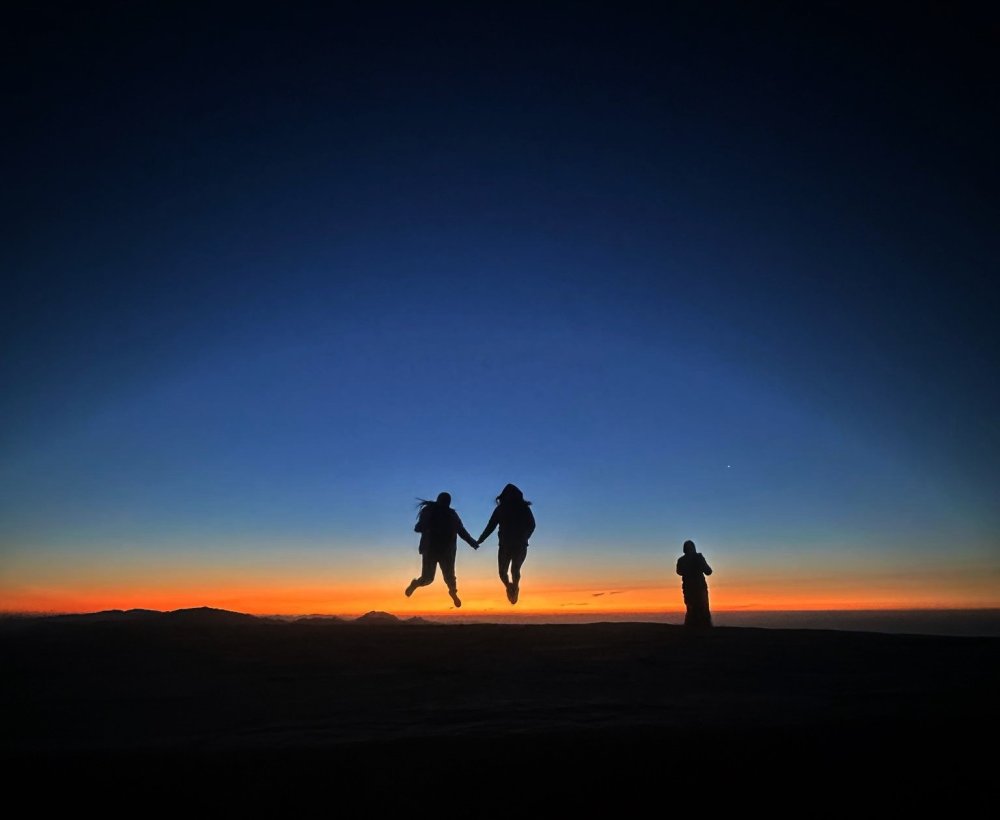 Nemrut Dağı’nda gün doğumunu izlemek hayran bırakıyor