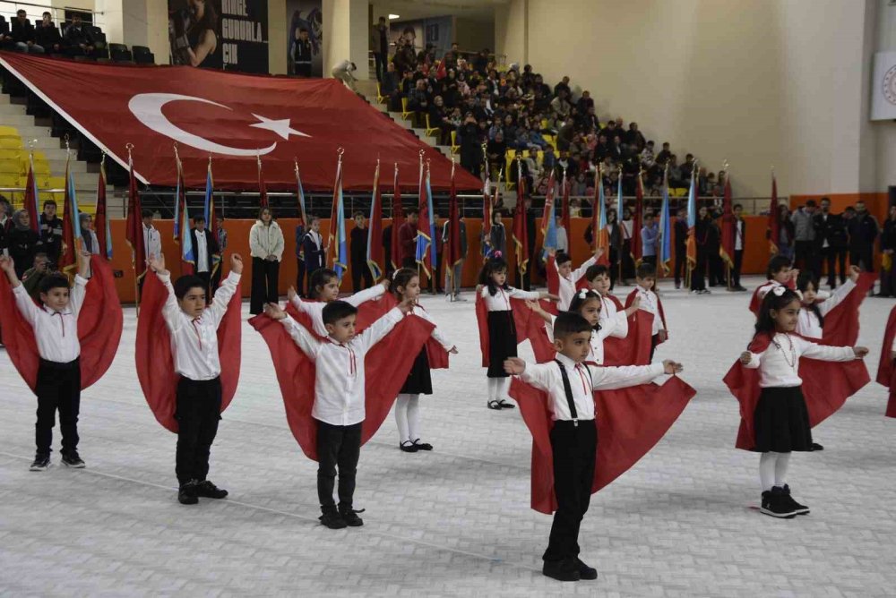 Bitlis’te 23 Nisan etkinliği