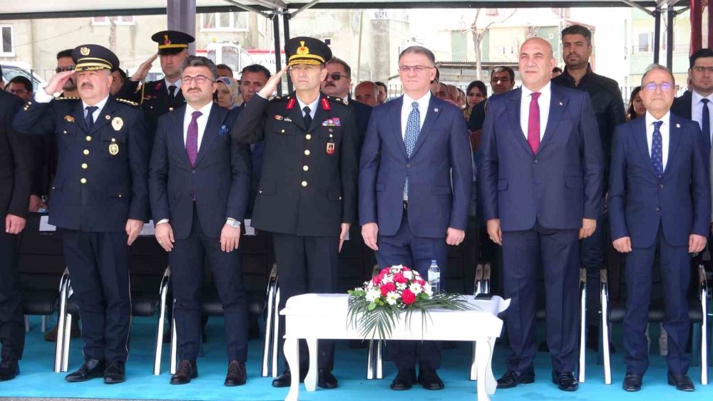 Van’da 23 Nisan çeşitli etkinliklerle kutlandı