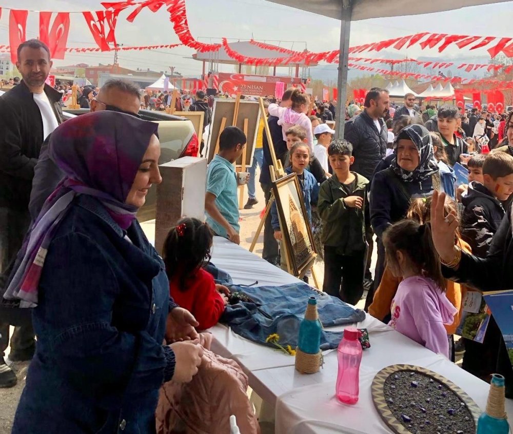 Van'da çocuklar sıfır atık ve geri dönüşüm hakkında bilgi aldı