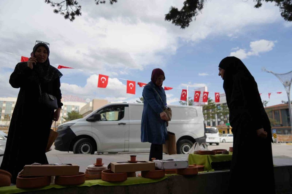 3. evre kanser hastası genç kadın: Kanser oldum, eşimden şiddet gördüm ama mücadeleyi hiçbir şekilde bırakmadım