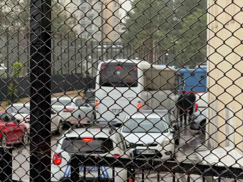 Narin cinayeti davasında 15 sanık, ikinci kez hakim karşısına çıkmak üzere adliyeye getirildi