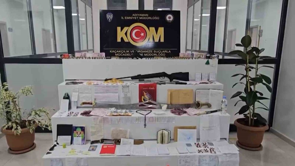 Muska yapıp büyü bozduğunu iddia eden kişiler yakalandı