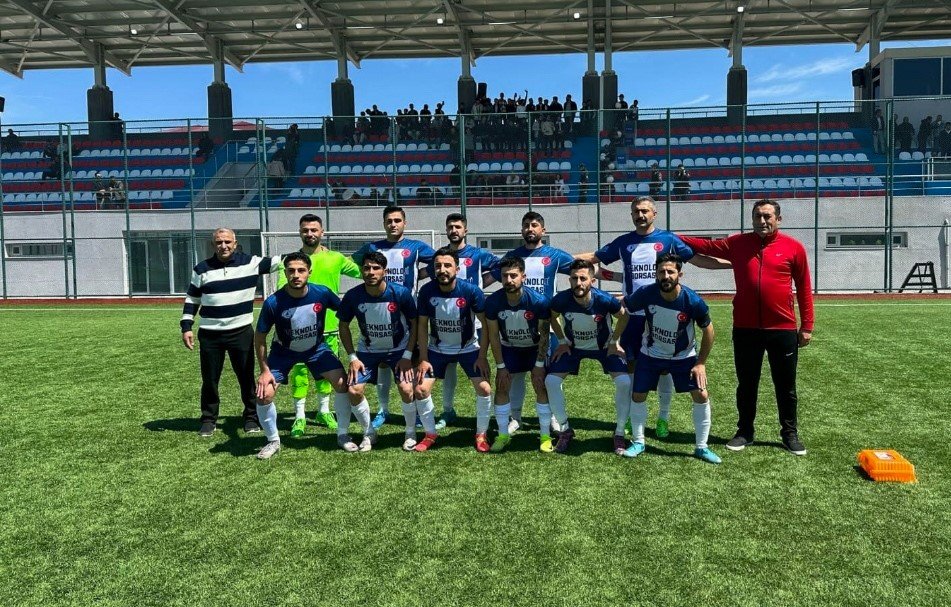 Van'ın Amatör Lig şampiyonu Başkalespor oldu
