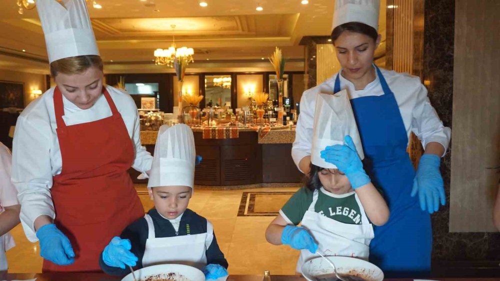 Minik şefler Cupcake Workshop’ta bir araya geldi