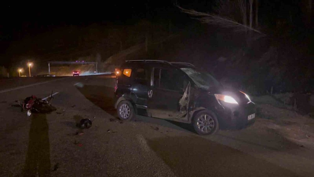 Trafik kazasında yaralanan motosiklet sürücüsü kurtarılamadı