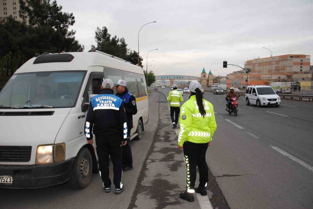 Urfa’da personel servis araçlarına denetim