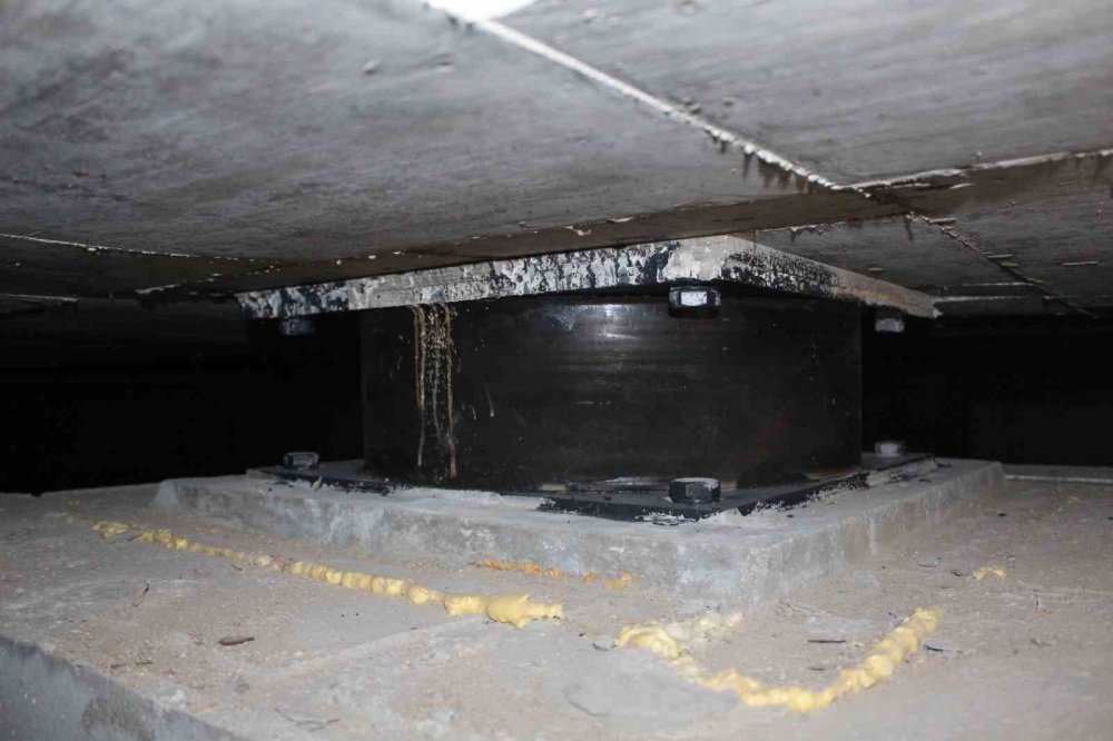 Siirt’te sismik izolatörlü hastane inşaatı devam ediyor