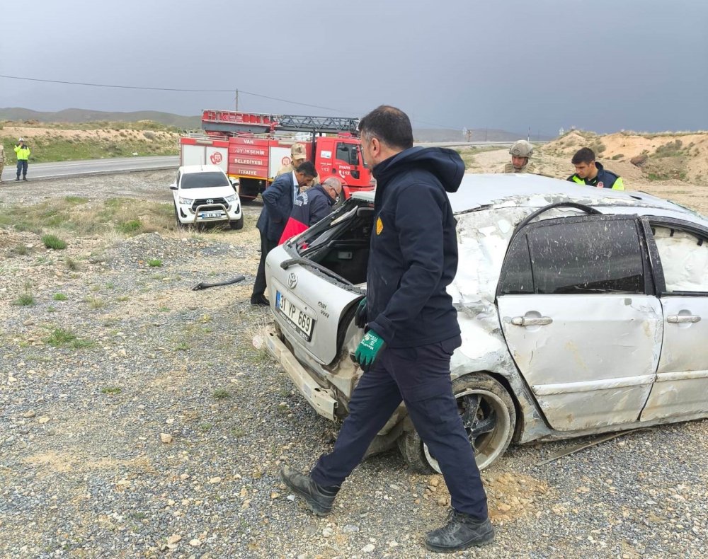 Başkale'de trafik kazası: 1 yaralı