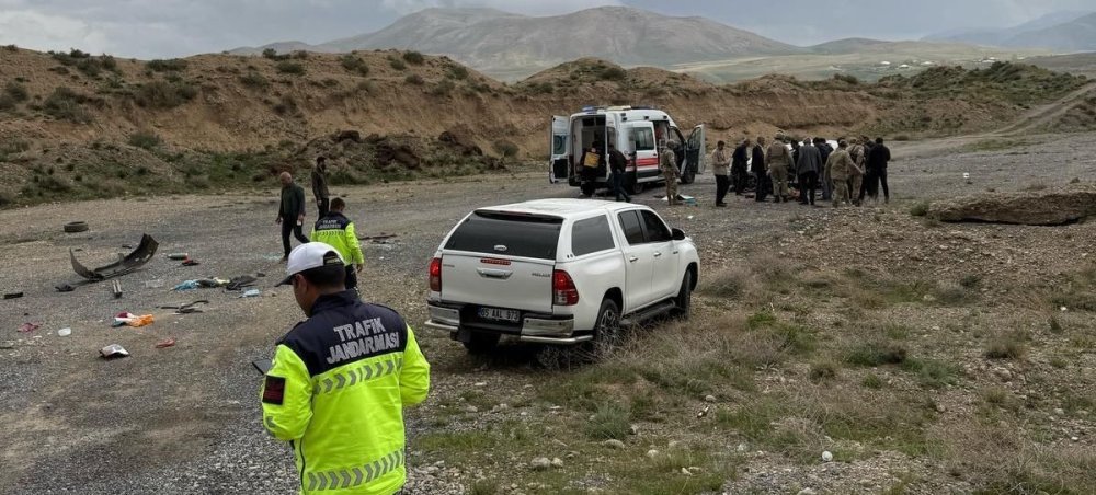 Başkale'de trafik kazası: 1 yaralı