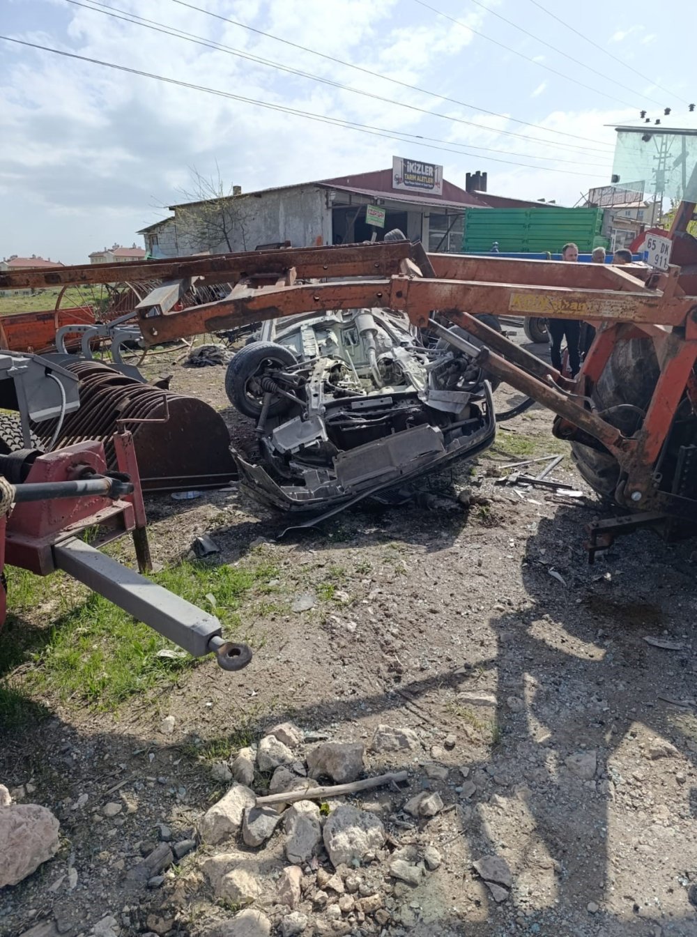 Van’da trafik kazası: 4 kişi yaralandı