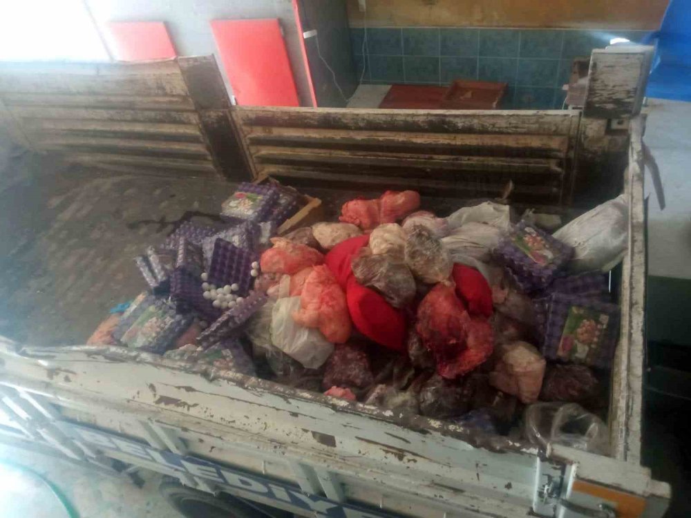 Antep’te 1,5 ton bozuk et ele geçirildi