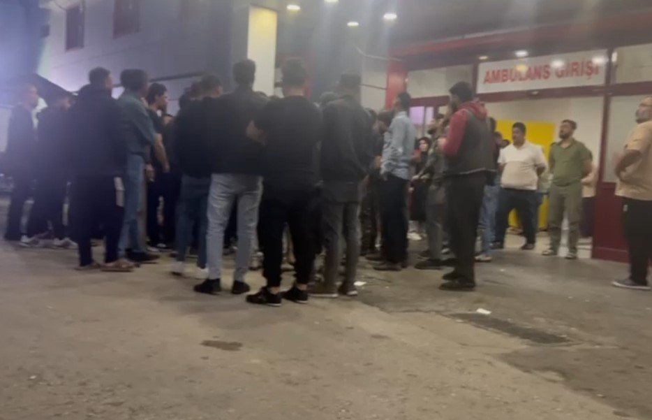 Nizip'te oyun oynarken fenalaşan çocuk hastanede hayatını kaybetti