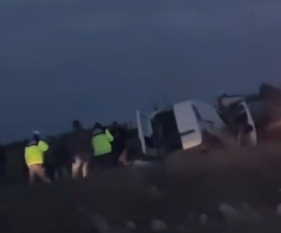 Antep’te iki araç kafa kafaya çarpıştı: 1 ölü, 2 yaralı