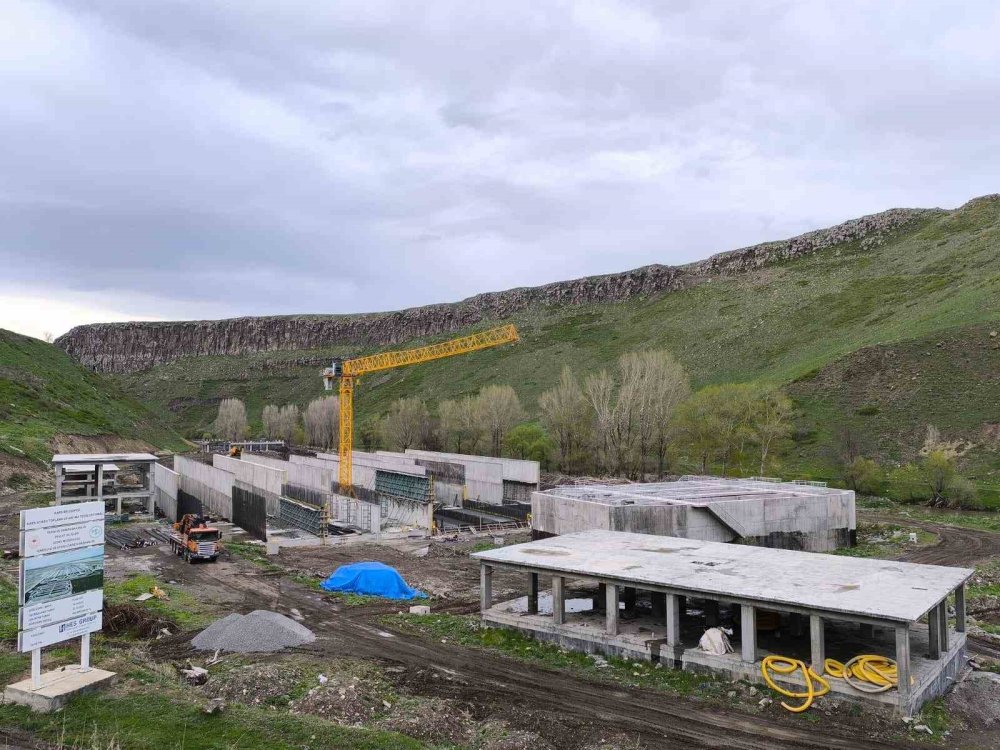 DSİ'nin Kars Bölge Müdürü Kotan, Atıksı Arırtma Tesislerini inceledi