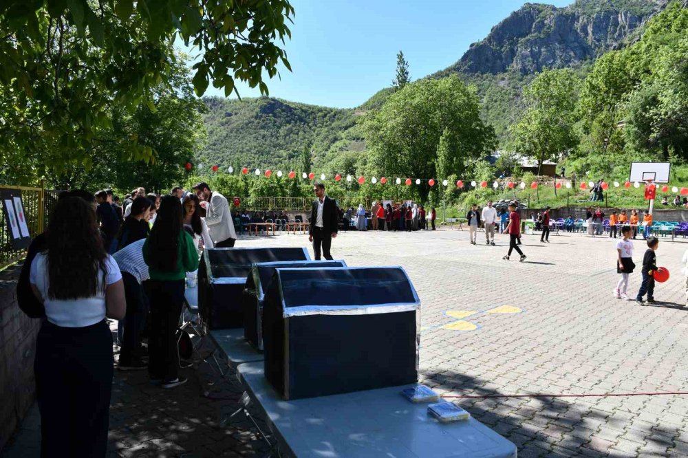 Beytüşşebap’ta bilim şenliği yapıldı