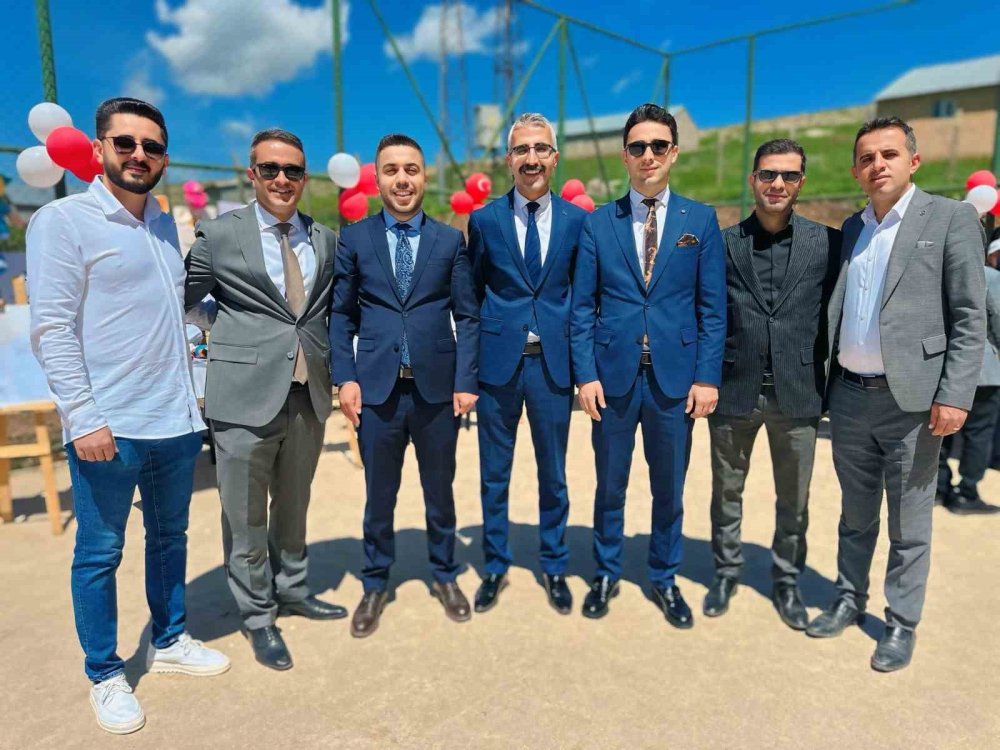 Suüstü köyünde TÜBİTAK 4006 Bilim Fuarı düzenlendi