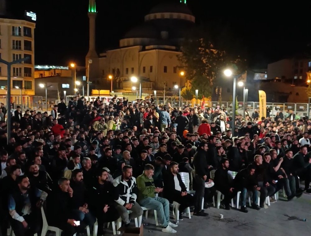 Vanspor taraftarının galibiyet coşkusu