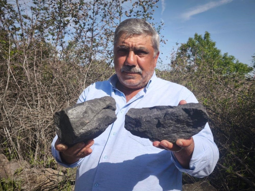 Anneler Günü hediyesi ’gökten’ indi: Bahçesine cisim düştü