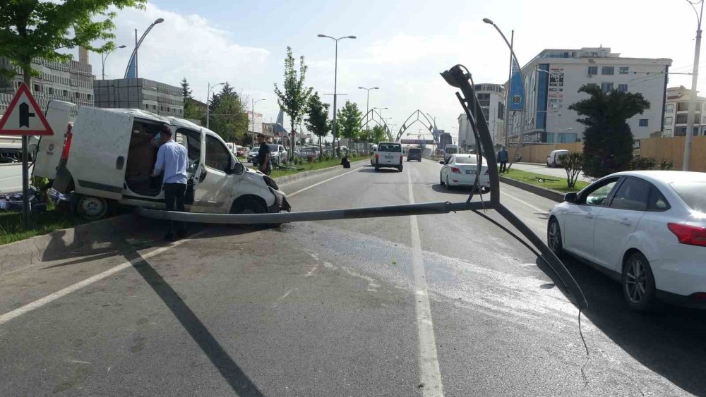 Malatya’da zincirleme kaza: 3 kilometrelik kuyruk oluştu