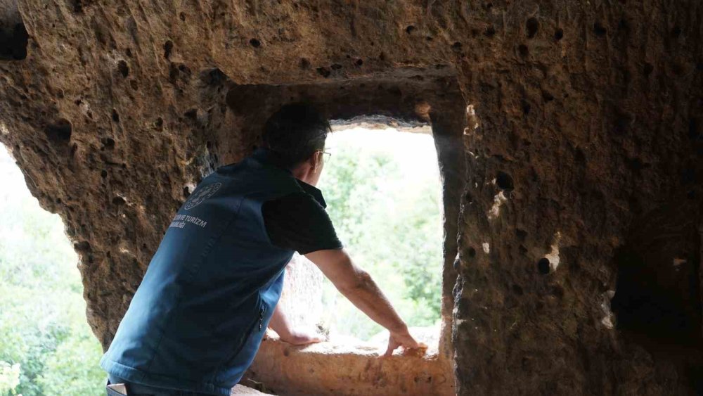 Gabar Dağı etekleri turizme göz kırpıyor