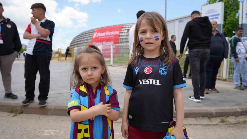 Gaziantep Stadyumu’nda kupa coşkusu başladı