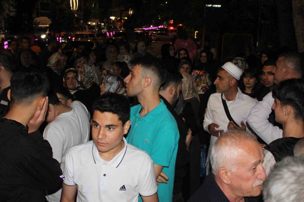 Siirt’in hacı adayları kutsal topraklara uğurlandı